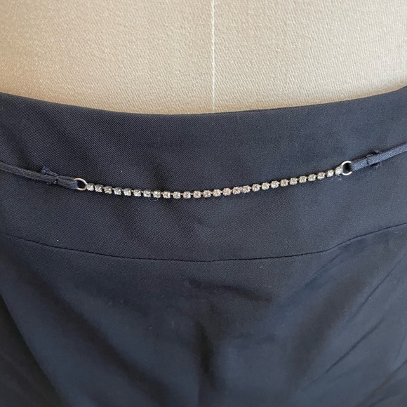 Vintage Knee length black Pencil Skirt with slim bling belt- womens Size XS - Picture 2 of 3